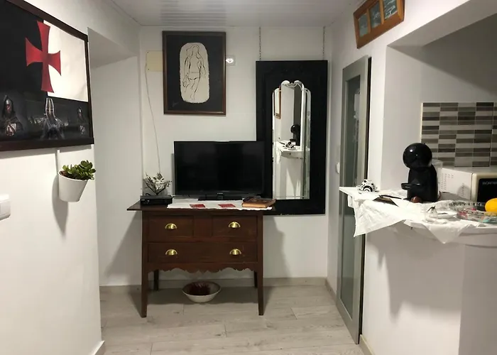 Pe Do Castelo Casinhas